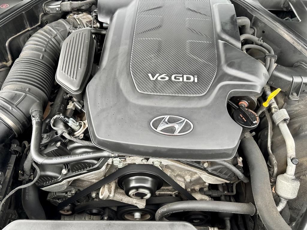2016 Hyundai Genesis Base - Photo 13