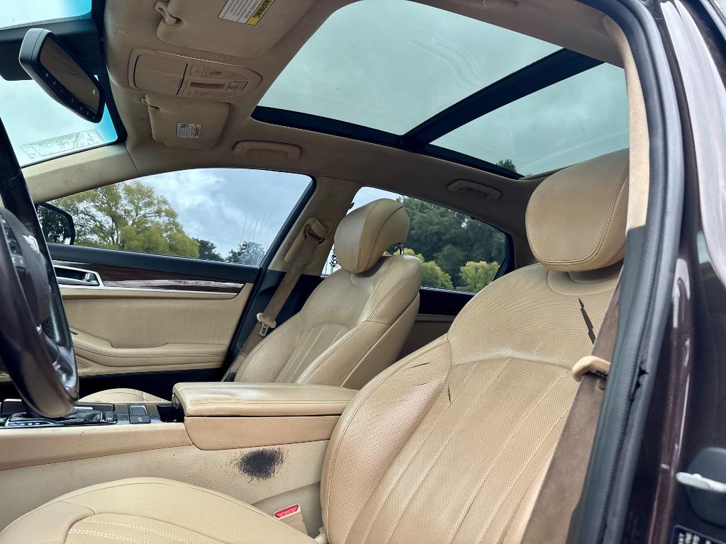 2016 Hyundai Genesis Base - Photo 19