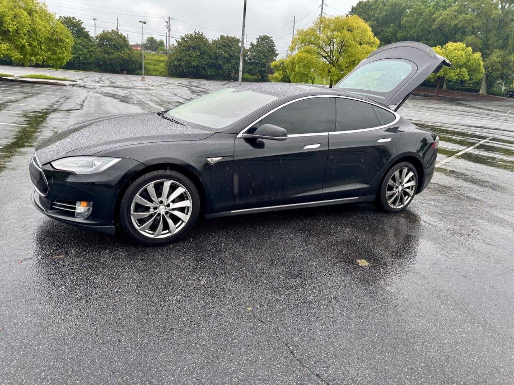 2014 Tesla Model S S's photo